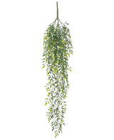 La Planta Artificial Colgante Bambú 90 cm es un arbusto artificial de bambú colgante con muchas hojas pequeñas en finas ramas, sobre un fondo liso blanco.