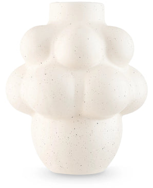 El Jarrón Stemlight 21 cm beige es un jarrón de cerámica con acabado mate y una forma redonda única en color beige, perfecto para un interior minimalista.