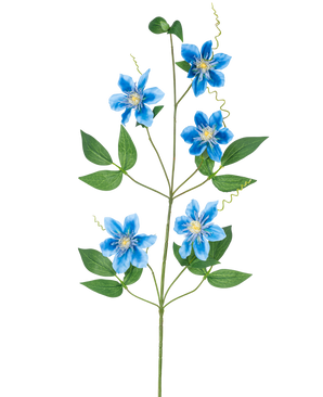La flor artificial Clemátide doble de 82 cm azul tiene un solo tallo de vid con cinco flores de color azul vibrante y varias hojas verdes, bellamente expuestas sobre un fondo blanco liso.