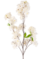 Una flor de cerezo artificial de 119 cm color crema con racimos de delicadas flores blancas y algunas hojas de color verde brillante sobre delgados tallos marrones, aisladas sobre un fondo blanco.
