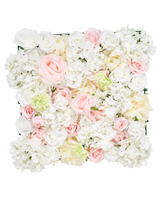 El Seto Artificial Flores 50x50 cm blanco tiene un panel cuadrado lleno de rosas, peonías y hortensias blancas artificiales sobre un fondo blanco.
