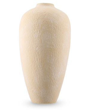 El jarrón Calm Bloom de 42 cm beige es un jarrón de cerámica alto, ovalado, con una superficie estructurada y una abertura estrecha, sobre un fondo blanco liso.