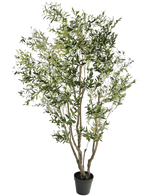 El Olivo Artificial de 260 cm tiene varias ramas delgadas y hojas verdes densas y estrechas. Sobre un fondo blanco, esta planta artificial de fácil cuidado aporta vegetación a cualquier habitación sin esfuerzo.