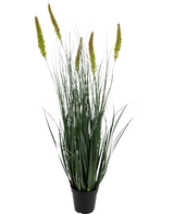 La maceta de césped artificial con retardante de fuego de 90 cm es una planta de césped artificial en maceta con hojas verdes largas y delgadas y múltiples cabezas de semillas altas de color amarillo verdoso sobre un fondo blanco liso.