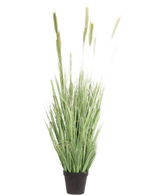 Planta de Césped Artificial Verde ignífugo de 160 cm tiene hojas largas y delgadas y cabezas de semillas en una pequeña maceta negra. Ideal como planta artificial elegante e ignífuga para cualquier habitación.