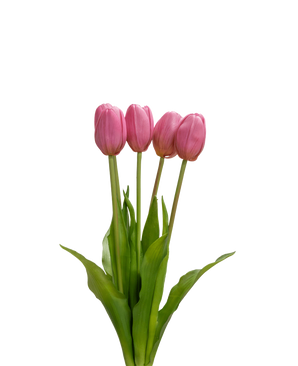 El ramo de tulipanes artificiales Real Touch Purple de 40 cm tiene cuatro tulipanes de color violeta con hojas y tallos verdes realistas, que se alzan erguidos sobre un fondo blanco liso.