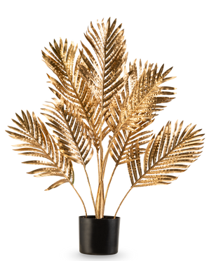 De Kunstpalm Areca goud 80 cm is een decoratieve potplant met metallic gouden palmbladeren in een zwarte pot, tegen een effen witte achtergrond.