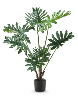 De Kunstplant Philodendron 90 cm heeft grote, glanzende donkergroene gespleten bladeren en meerdere rechtopstaande stelen in een hoge pot, tegen een effen witte achtergrond.