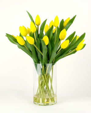 Ramo artificial de tulipanes en jarrón amarillo 45 cm