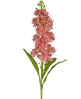 De Kunstbloem Violier 78 cm roze is een kunstroze stockbloem met meerdere bloesems en groene bladeren, gepresenteerd tegen een witte achtergrond.