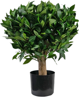La planta Laurel Artificial UV d65 cm es un pequeño árbol artificial con un tronco grueso y hojas densas y de color verde brillante en una maceta de plástico negro sobre un fondo blanco liso.